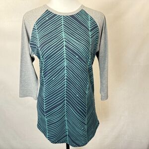 LuLaRoe Top Sz XS Gray Blue Green Geometric Print Raglan 3/4 Sleeve Crew Neck